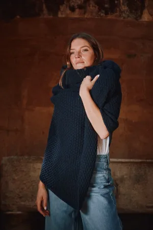 ISABELLE Sofa Throw Blanket in Merino Wool - Navy