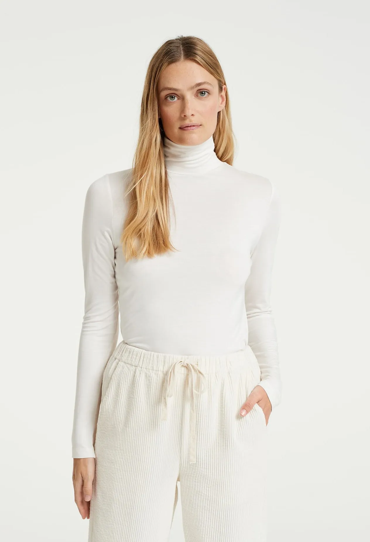 Sariette Turtleneck