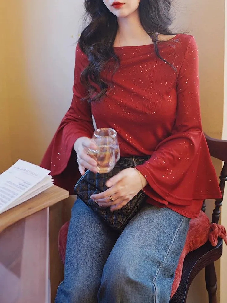 Shimmering Sequin Embellished T-shirt: Sparkling Holiday Style