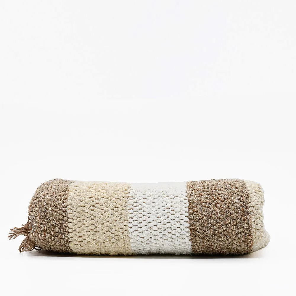 Tapis Artisanal rayé - Blanc. beige. marron
